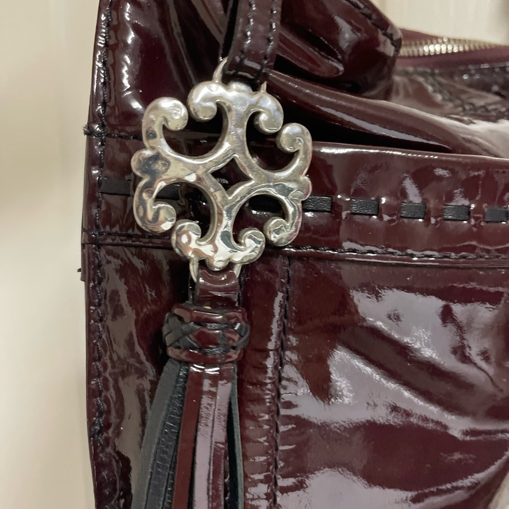 BRIGHTON RAE BURGUNDY PATENT LEATHER SHOULDER BAG - Picture 9 of 11